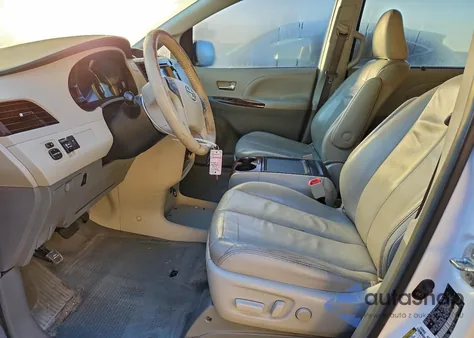 2013 Toyota Sienna Xle из США, поврежденный, VIN 5TDYK3DC6DS400389